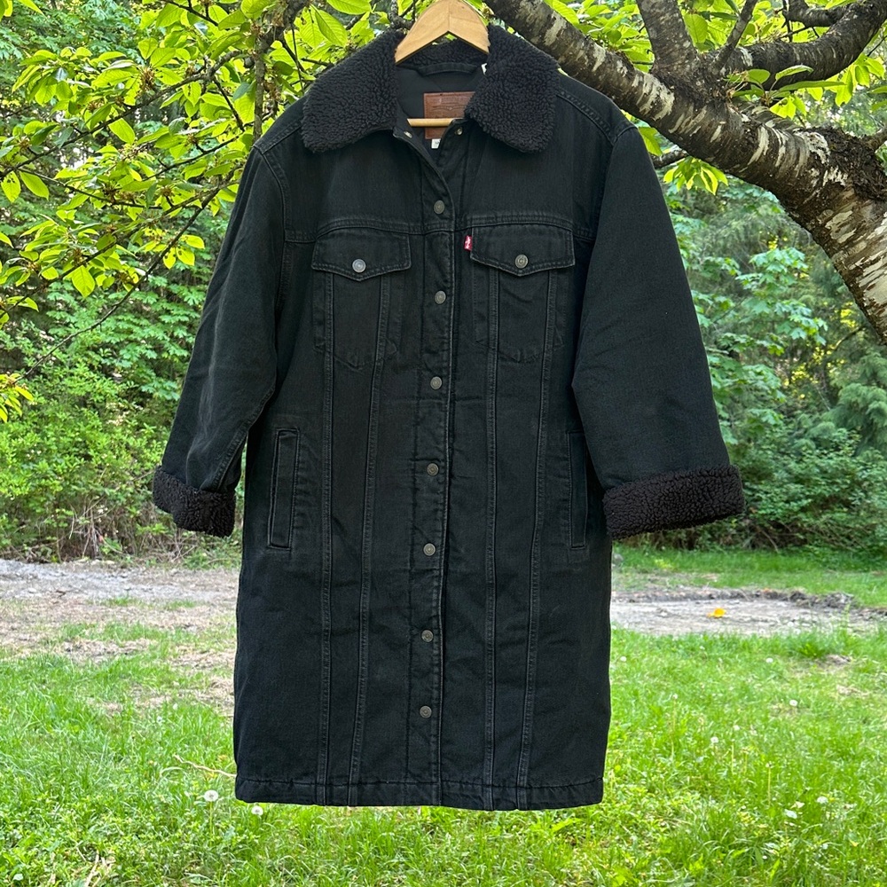 Levi's Black Quilted Jacket with Brown Leather Patch